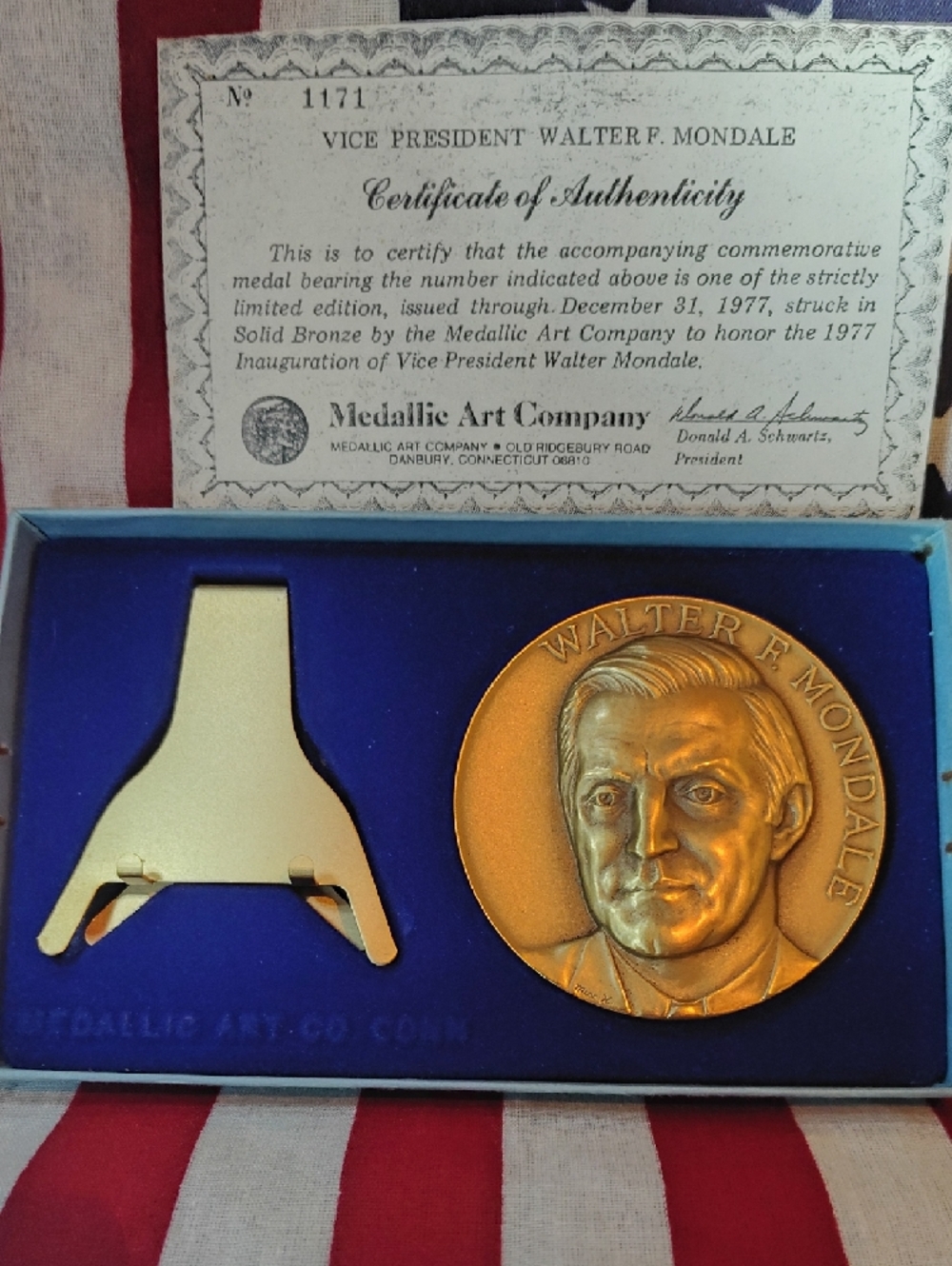 🌹PRISTINE 1977 Walter Mondale Official Inaugural Medal – Low# Limited Edition🌹 - Picture 7 of 8